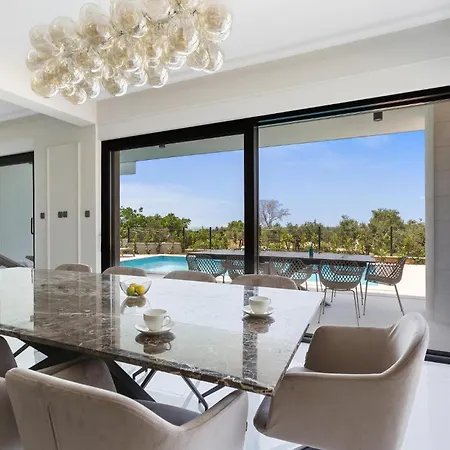 Stunning Home In Galilzana Prázdninový dům *