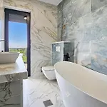 Stunning Home In Galilzana * Galizana