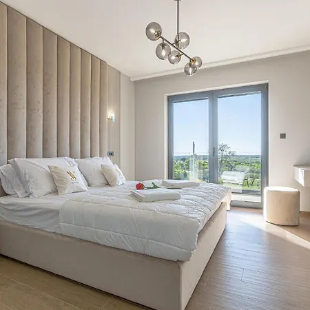 Holiday home Stunning Home In Galilzana *